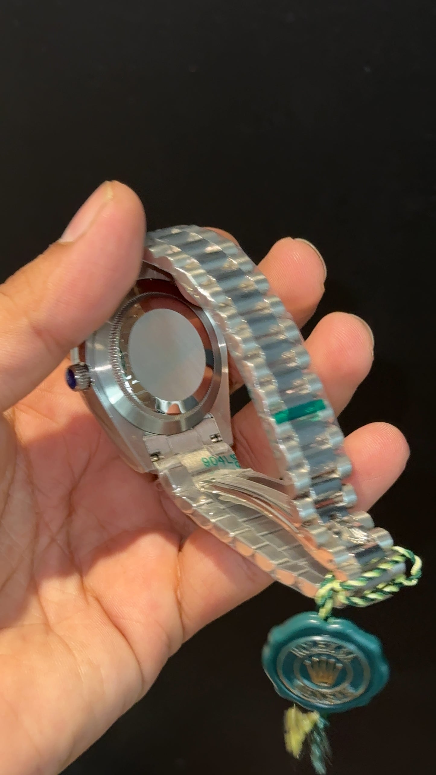 DayDate | Silver Chain | Plain Bezel | Gradient Blue Dial