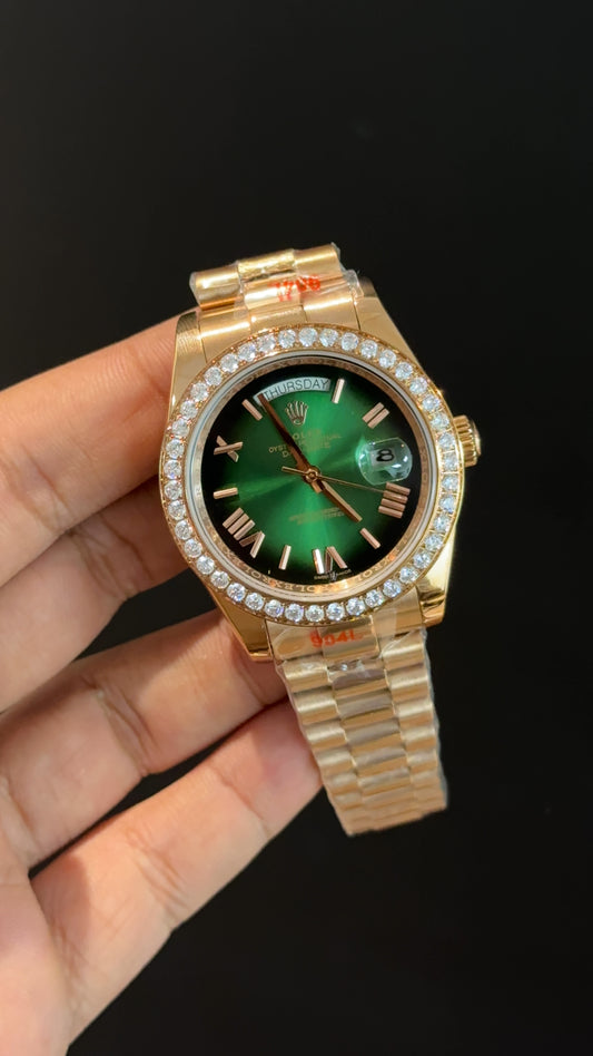 Daydate | Diamond Bezel | Rose Chain | Gradient Green Index Dial