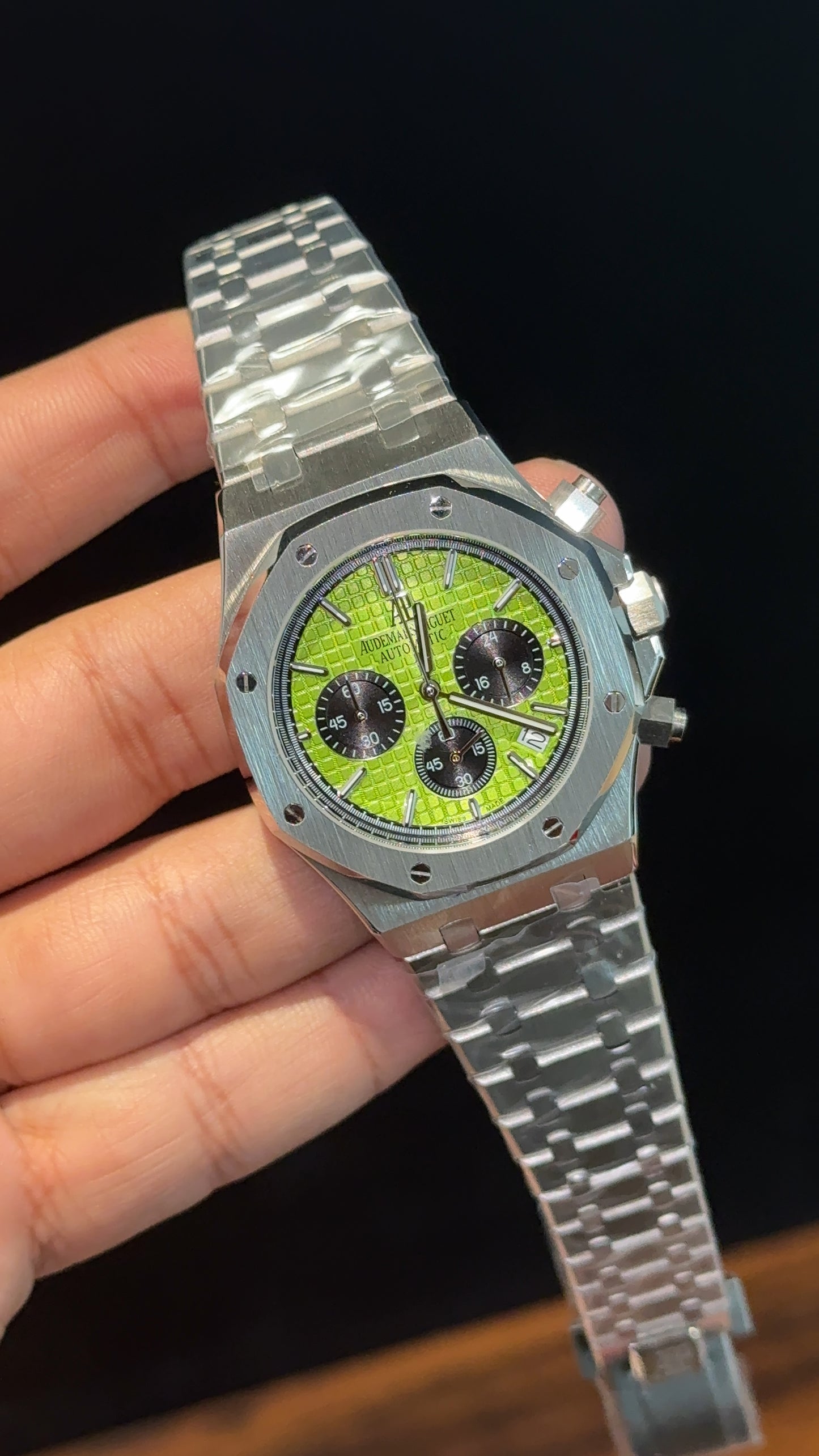 AP | Black Chrono | Silver Chain | Light Green Box Dial - twentyfour