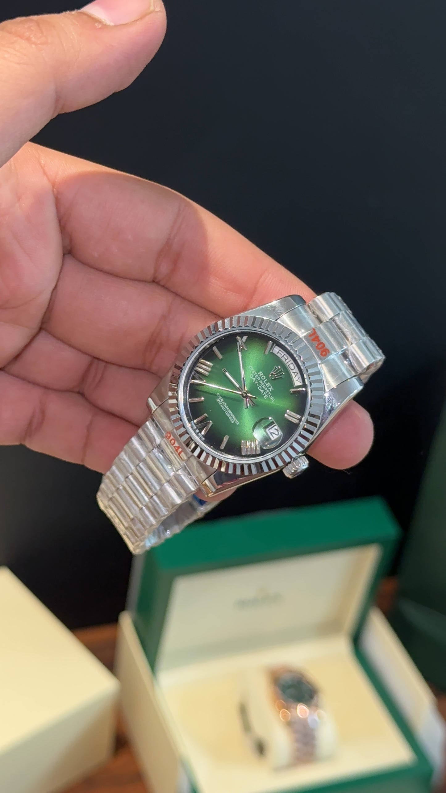 DayDate | 36mm | Silver Chain | Gradient Green Index Dial