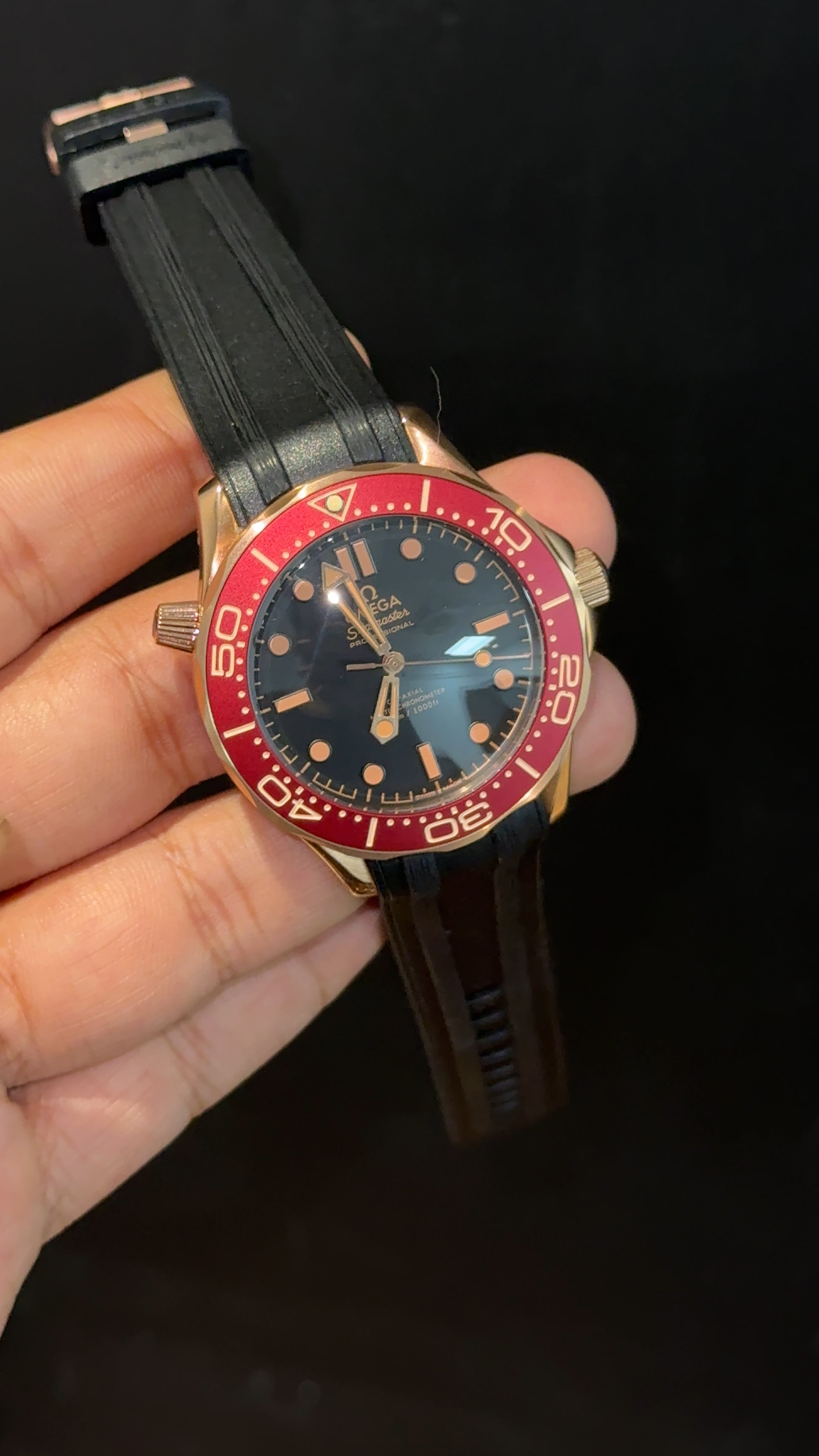 Omega Seamaster | Rose Red Bezel | Black Strap | Black Plain Dial - twentyfour