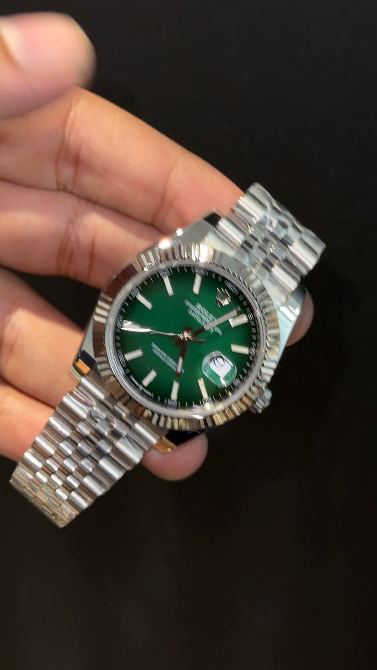 Premium Datejust  | Silver Chain | Gradient Green Dial