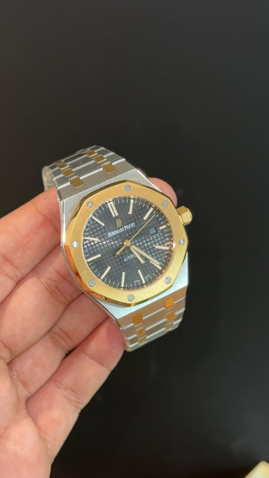 AP | Auto | Gold Two Tone | Black Box Dial