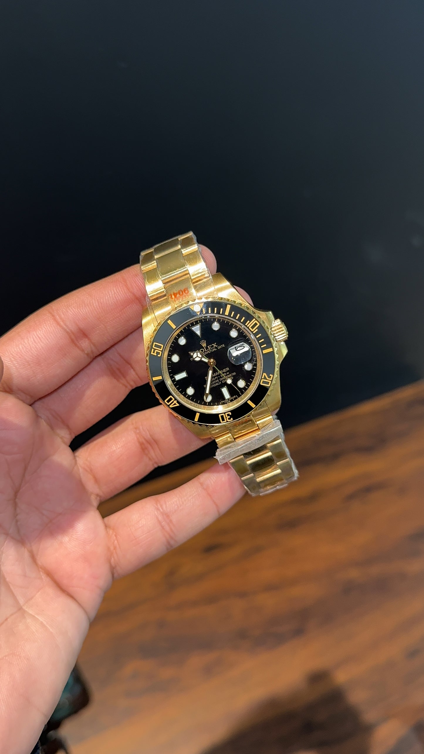 Submariner | Gold Chain | Black Bezel | Black Dial