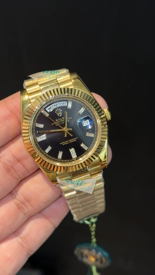 DayDate | Gold Chain | Pearl Digit | Black Dial