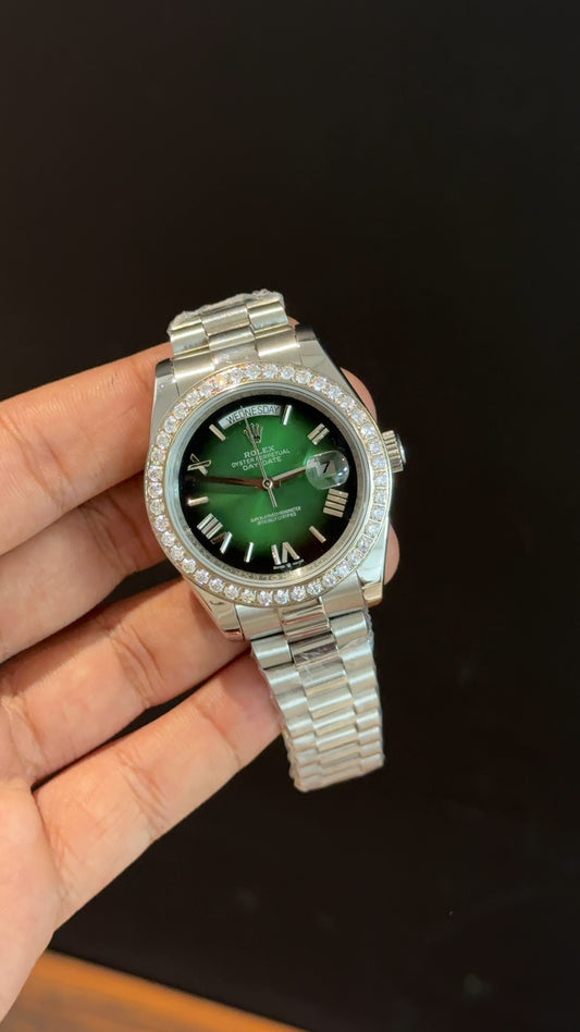 Daydate | Diamond Bezel | Silver Chain | Gradient Green Dial