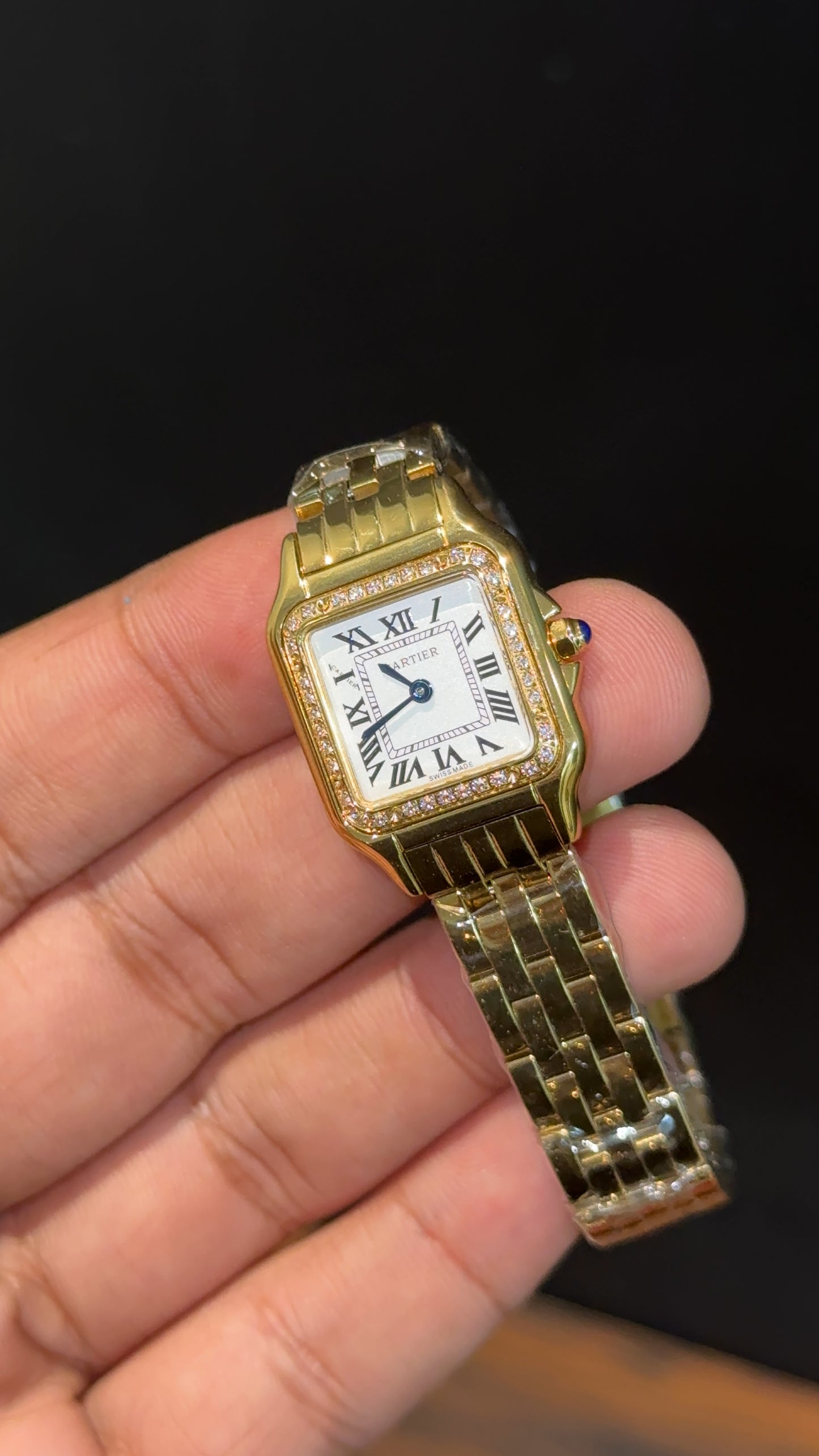 Cartier Panthere | 22mm | Woman  | Diamond Case | Gold Chain | White Dial