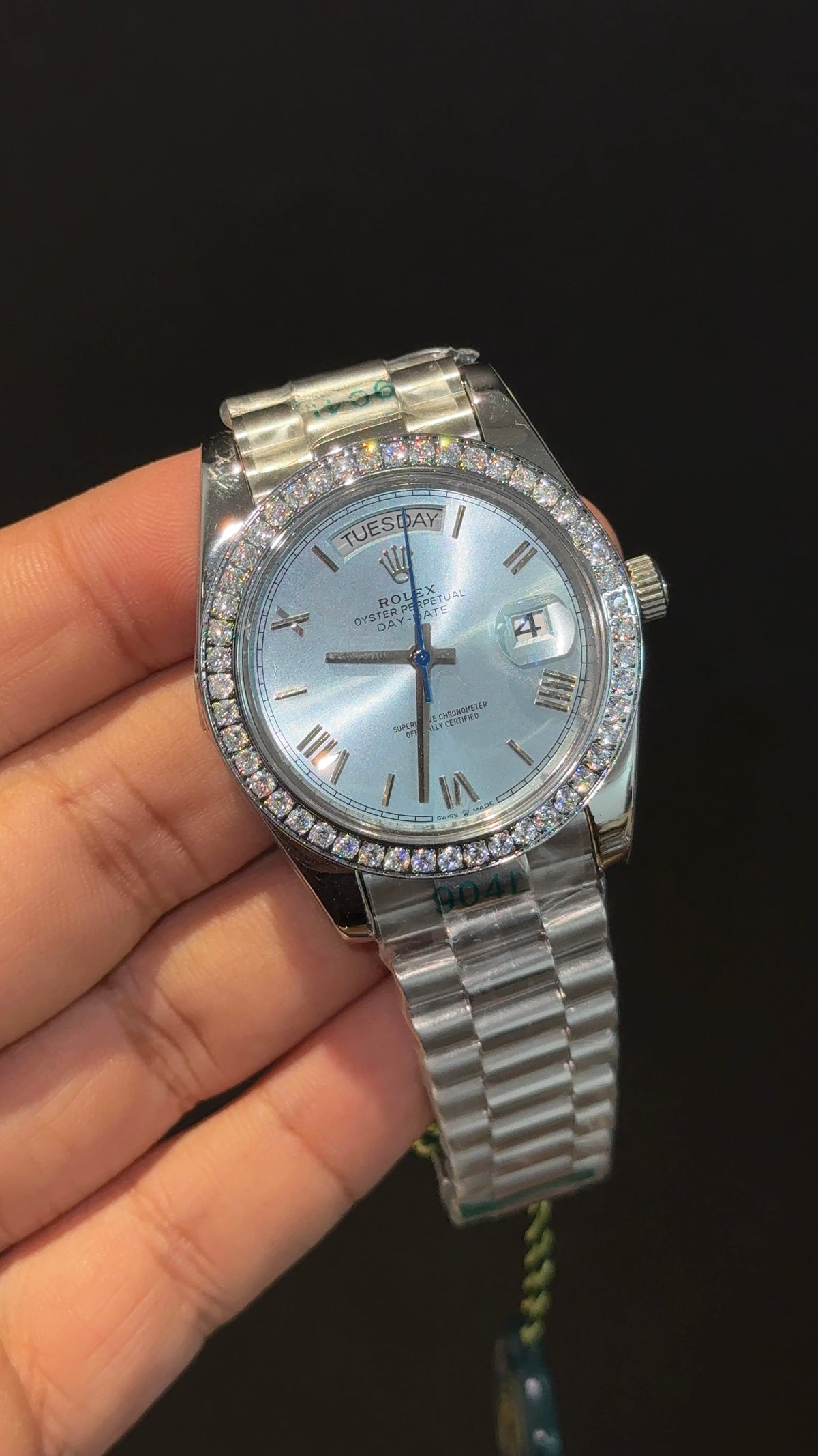 DayDate | Diamond Bezel | Silver Chain | Tiffany Index Dial