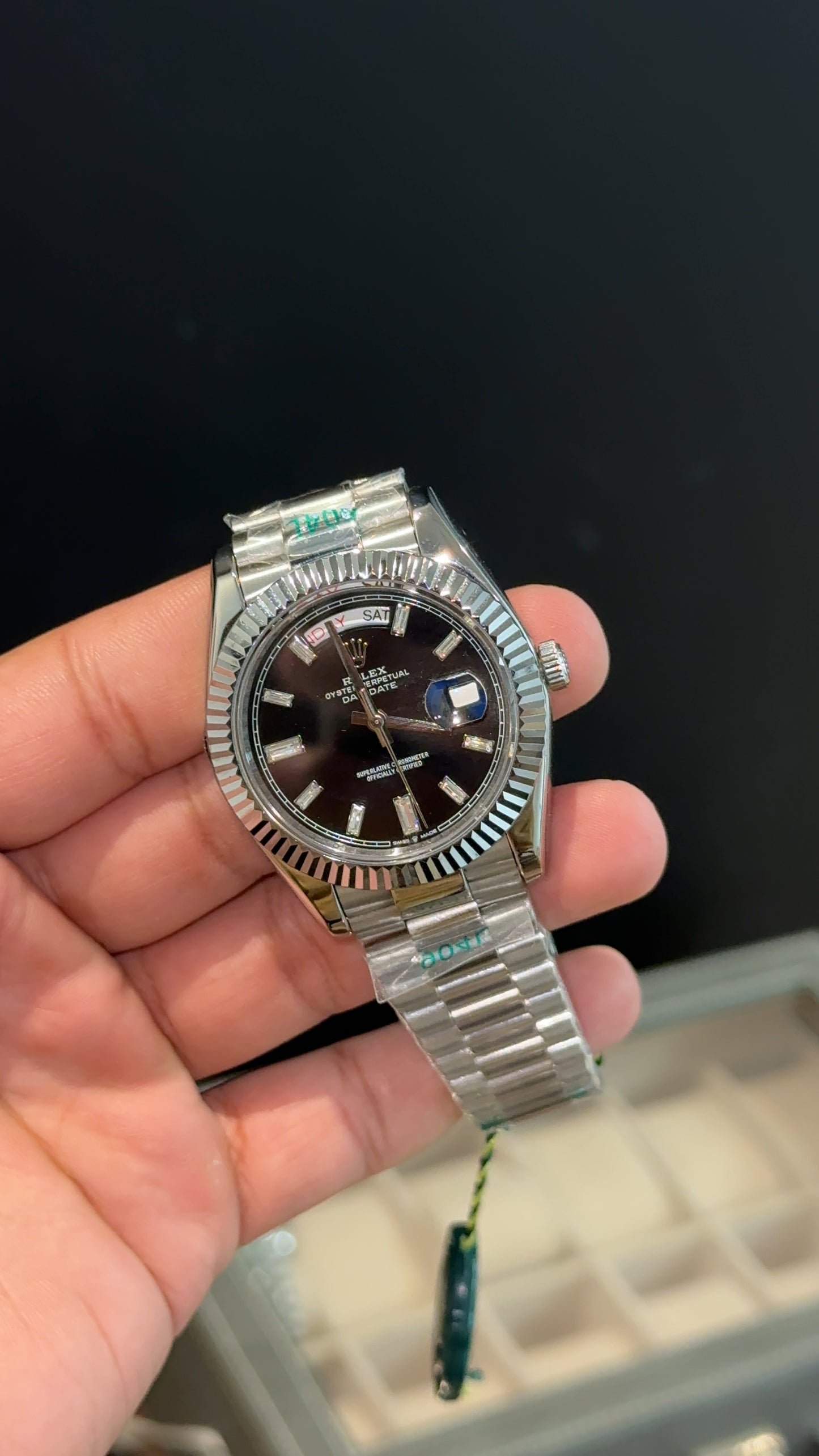 DayDate | Silver Chain | Pearls Digits | Black Dial