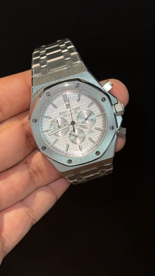 AP | Silver Chain | Light Silver Chrono Dial