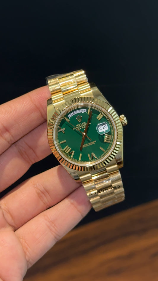 DayDate | Clean Grade | Gold Chain | Dark Green Dial