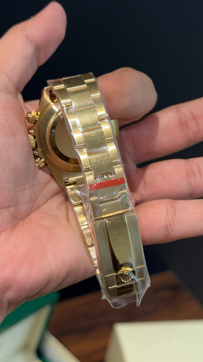 Daytona | Rainbow Diamond Case | Gold Chain | Rainbow Digit |Chrono | Gold Pearl Dial