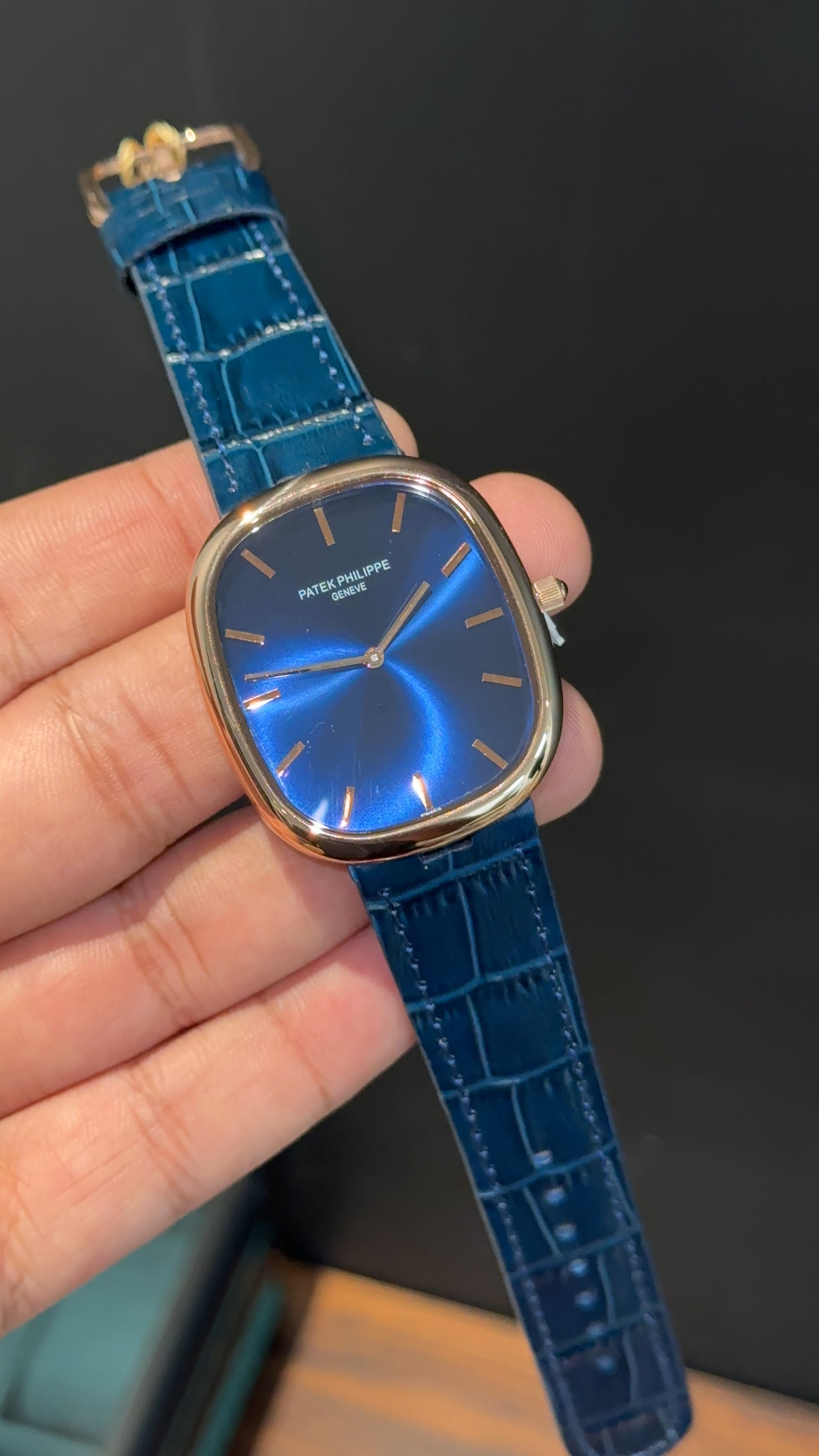 Pp Ellipse | Rose Case | Blue Leather Strap | Blue Ebony Dial