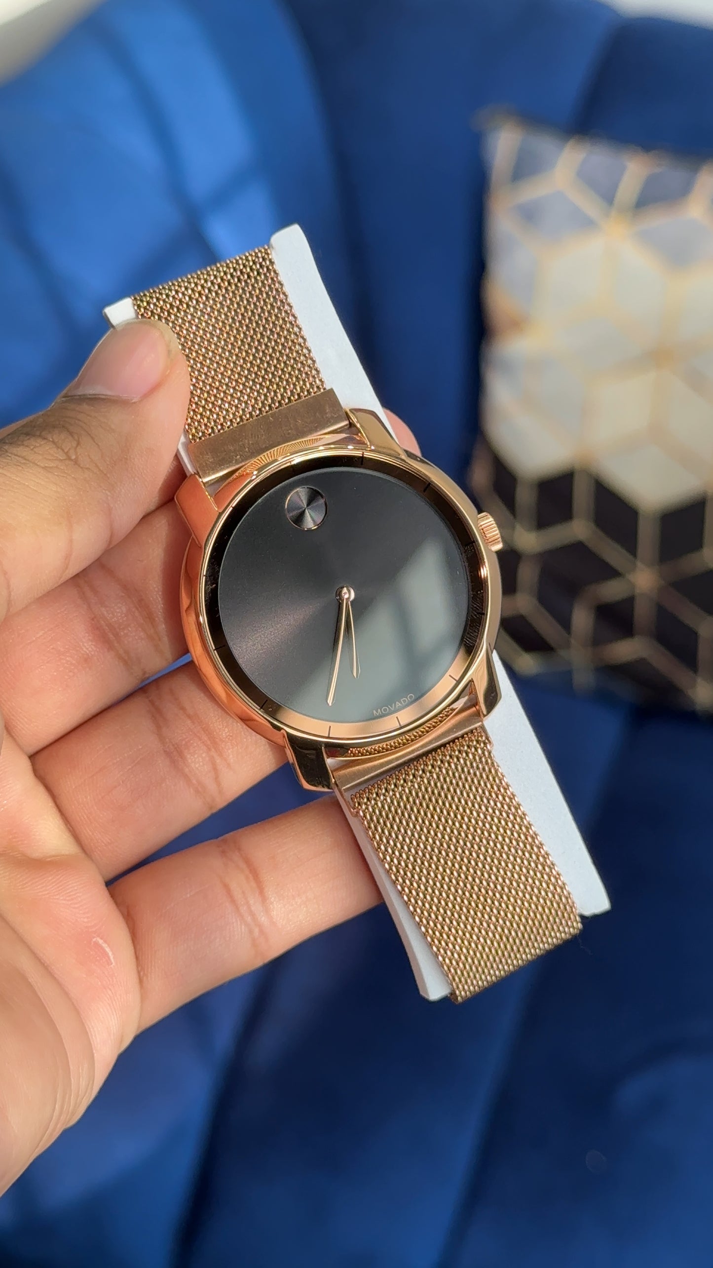 Movado Rose | Men | Black Dial | Magnetic Strap