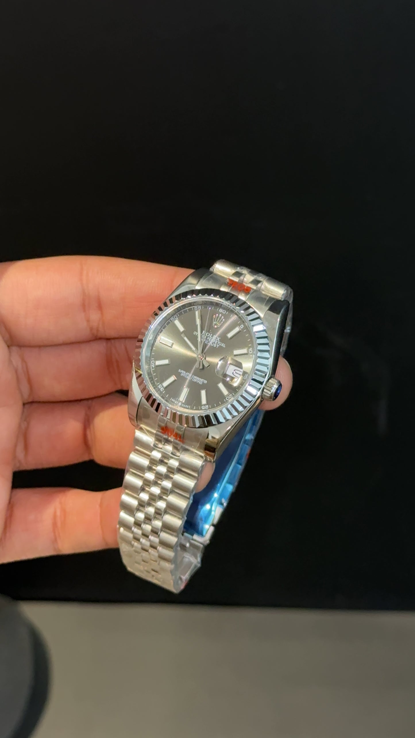 DateJust | 36mm | Silver Chain | Dark Grey Dial