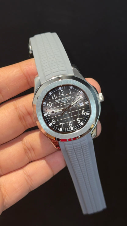 Pp Auto | Aquanaut | Light Grey Strap | Silver Greyish Dial