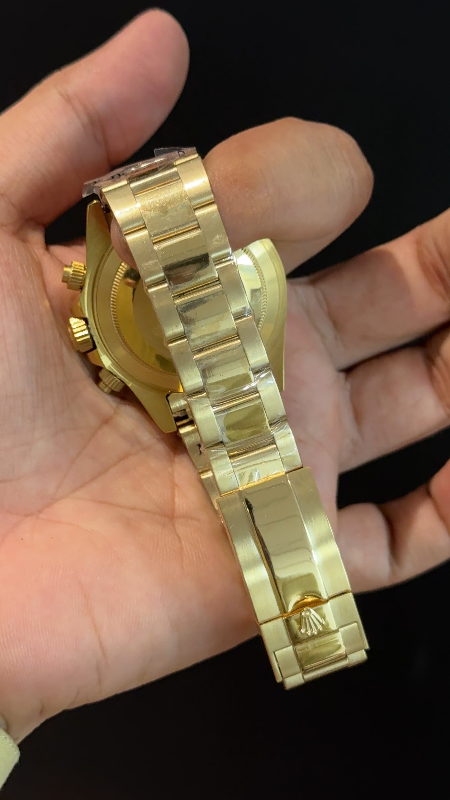 Daytona | Gold Chain | Gold Chrono | Black Dial | Red Niddle