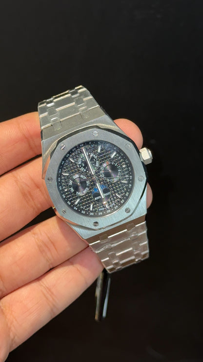 AP Auto | Silver Chain | Chrono | Calendar Edition | Black Box Dial