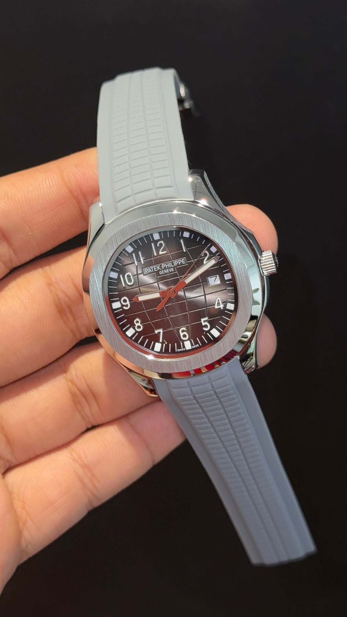 Pp Auto | Aquanaut | Light Grey Strap | Silver Greyish Dial