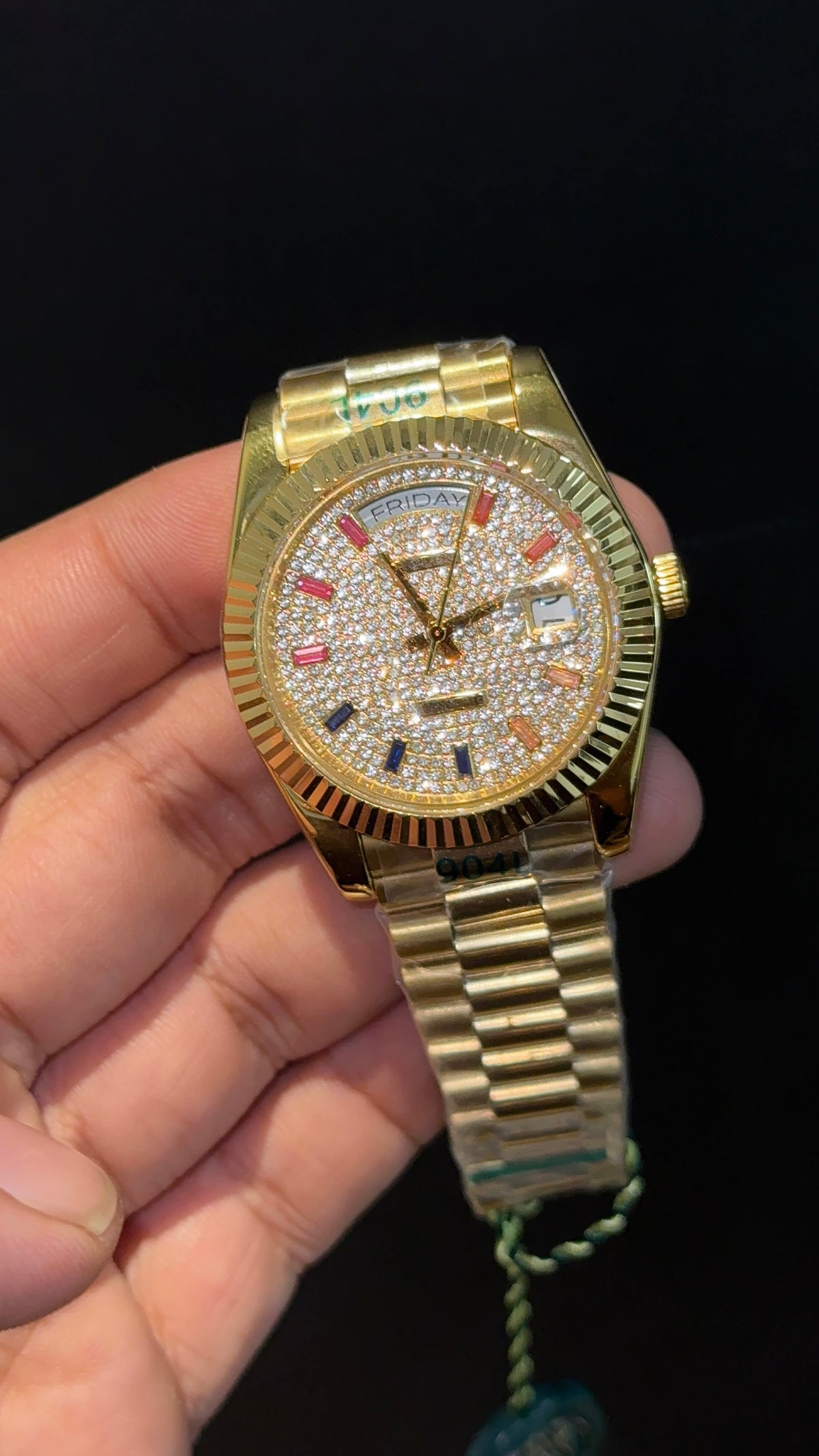 DayDate | Gold Chain | Rainbow Digit | White Diamond Dial