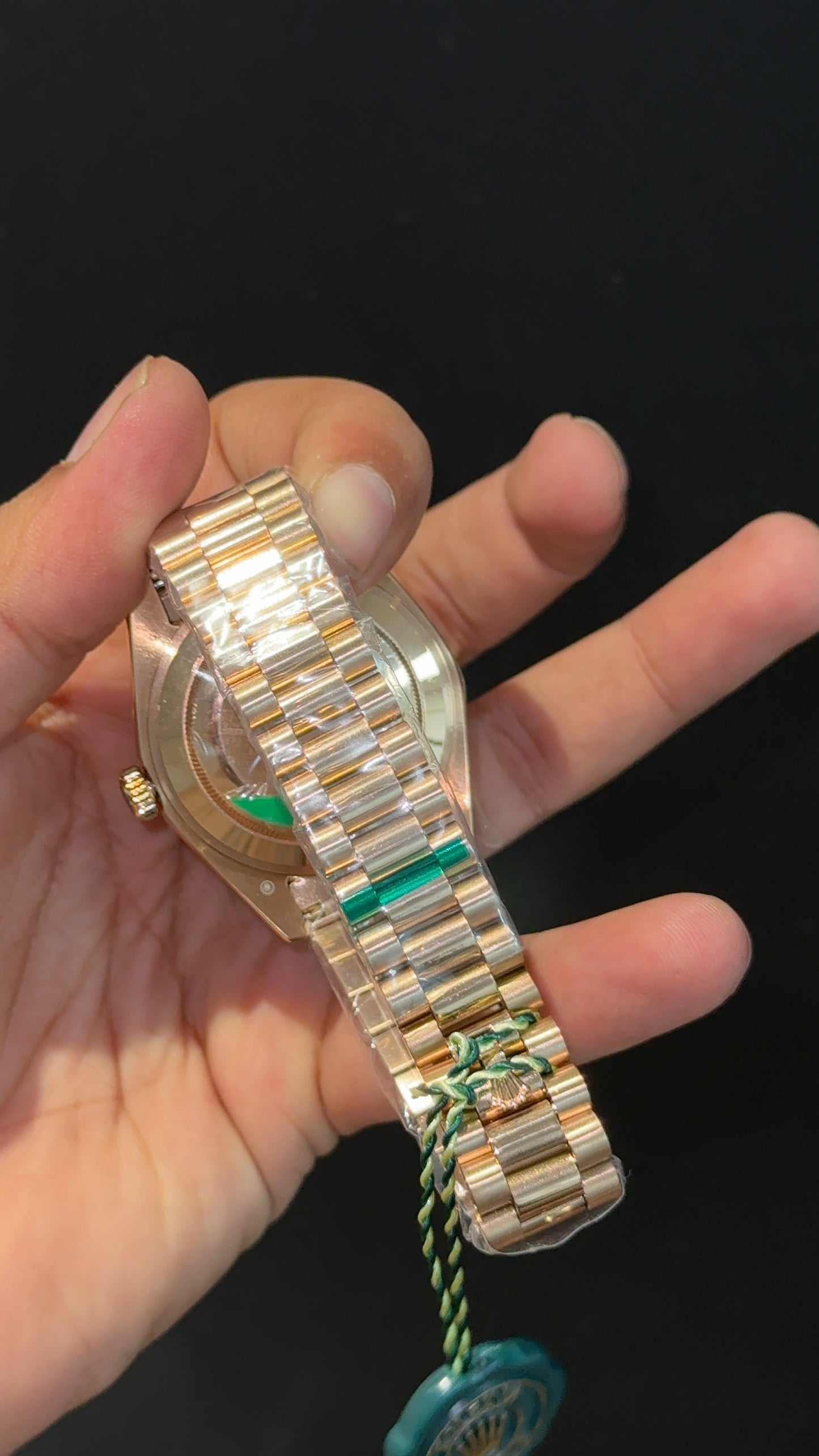 DayDate | Diamond Bezel | Rose Chain | Olive Green Dial