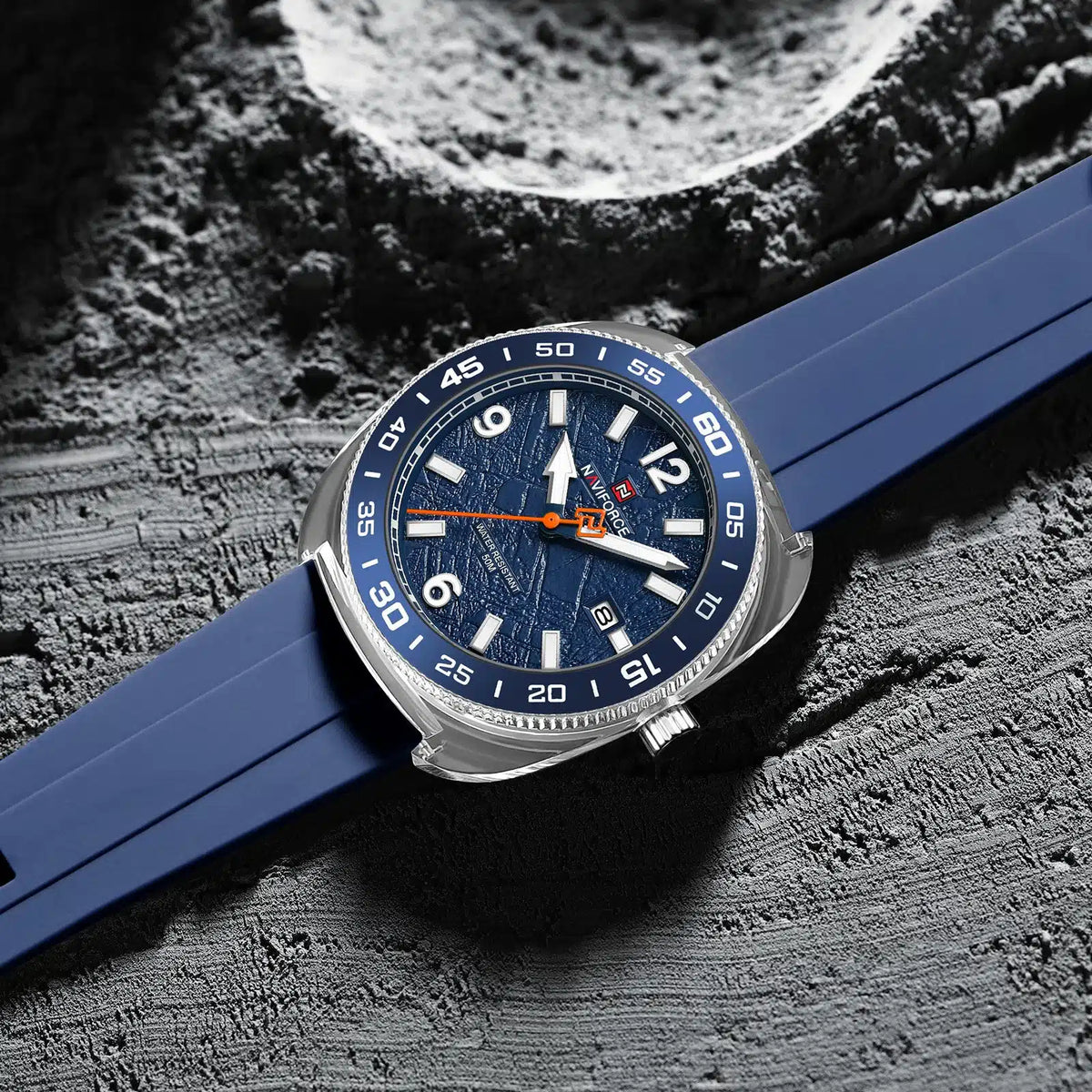 Naviforce NF-7132 Textured Dial Sport Watch