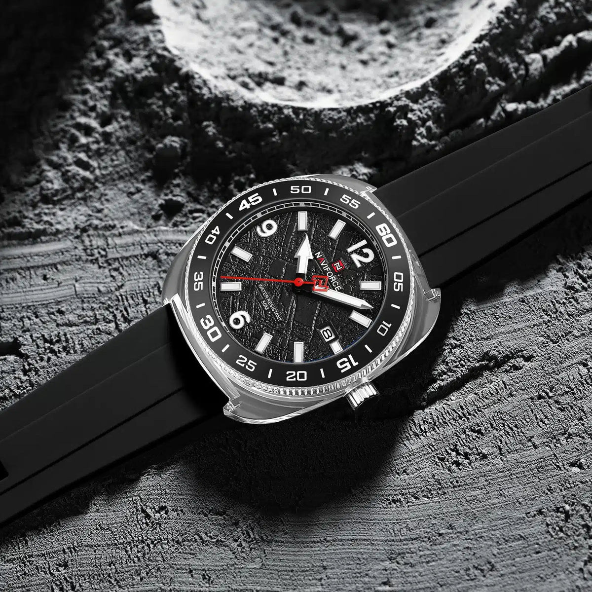 Naviforce NF-7132 Textured Dial Sport Watch