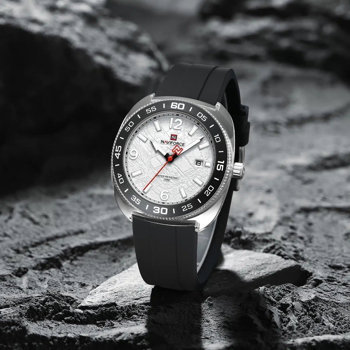 Naviforce NF-7132 Textured Dial Sport Watch