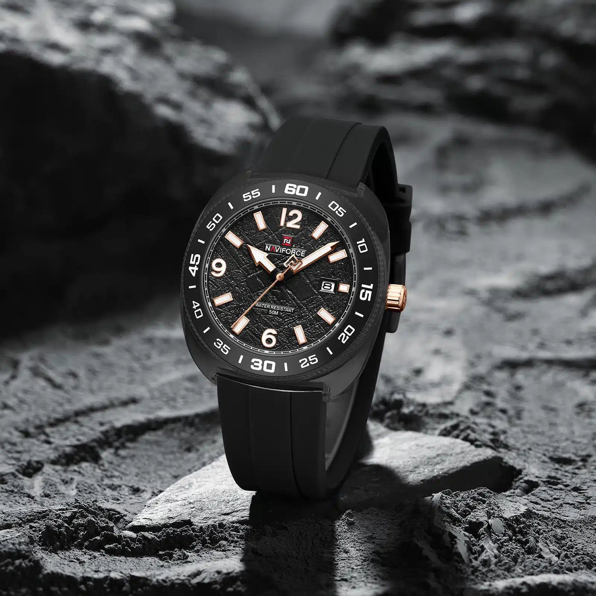 Naviforce NF-7132 Textured Dial Sport Watch