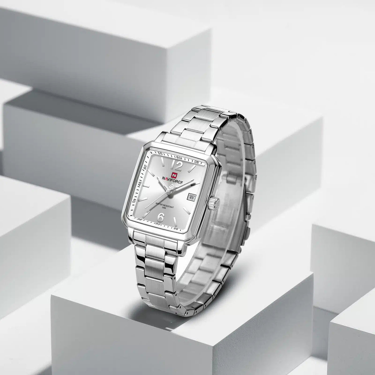 Naviforce NF9252 – SquareClass Edition